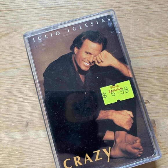 Julio Iglesias – Crazy Cassette Tape VG+ C12 - Picture 1 of 2